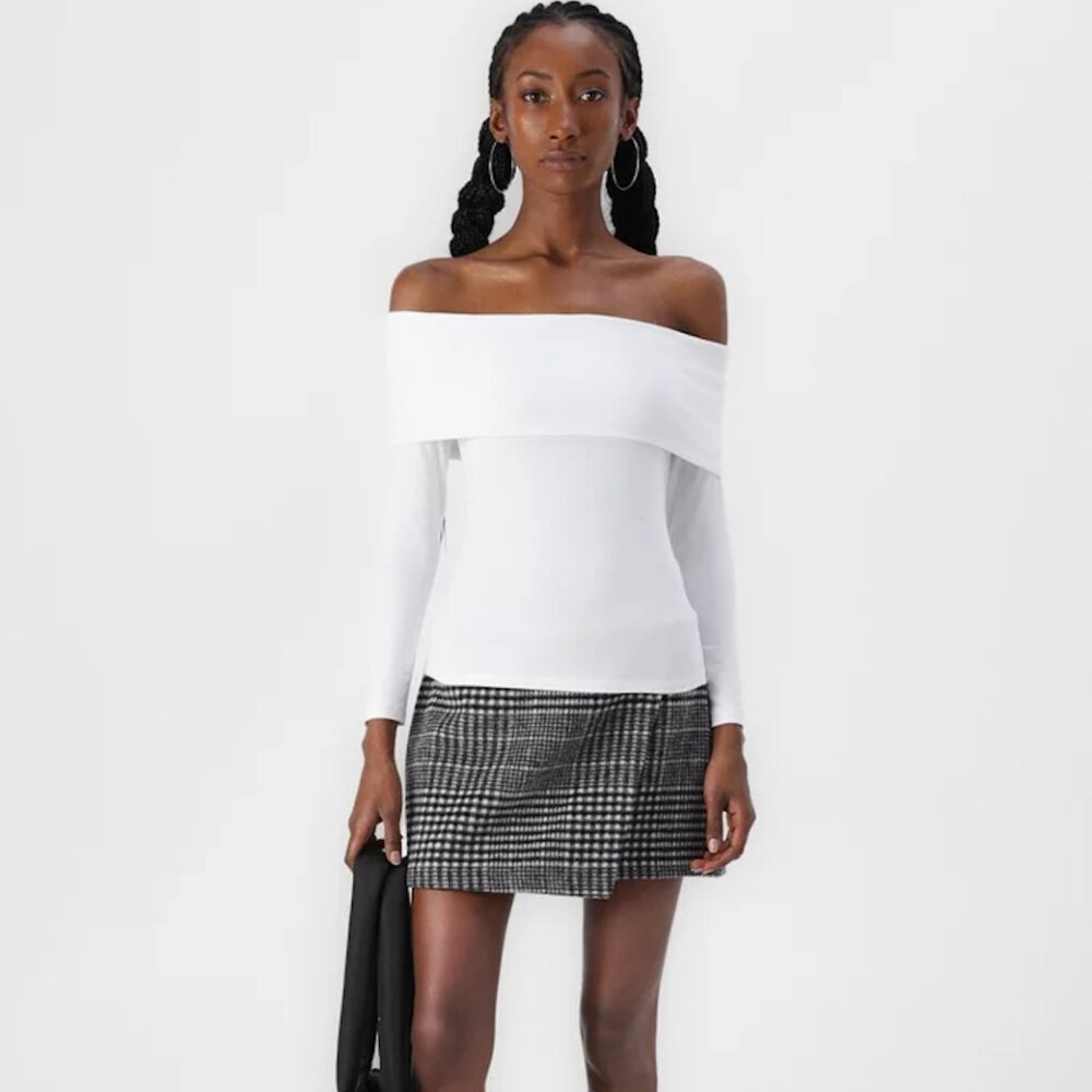 Abercrombie Long-Sleeve Seamless Tuckable Off-The-Shoulder Top